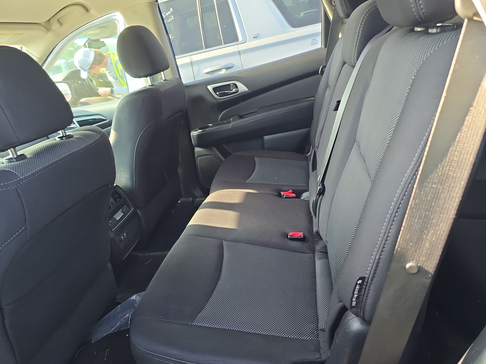 2019 Nissan Pathfinder S FWD