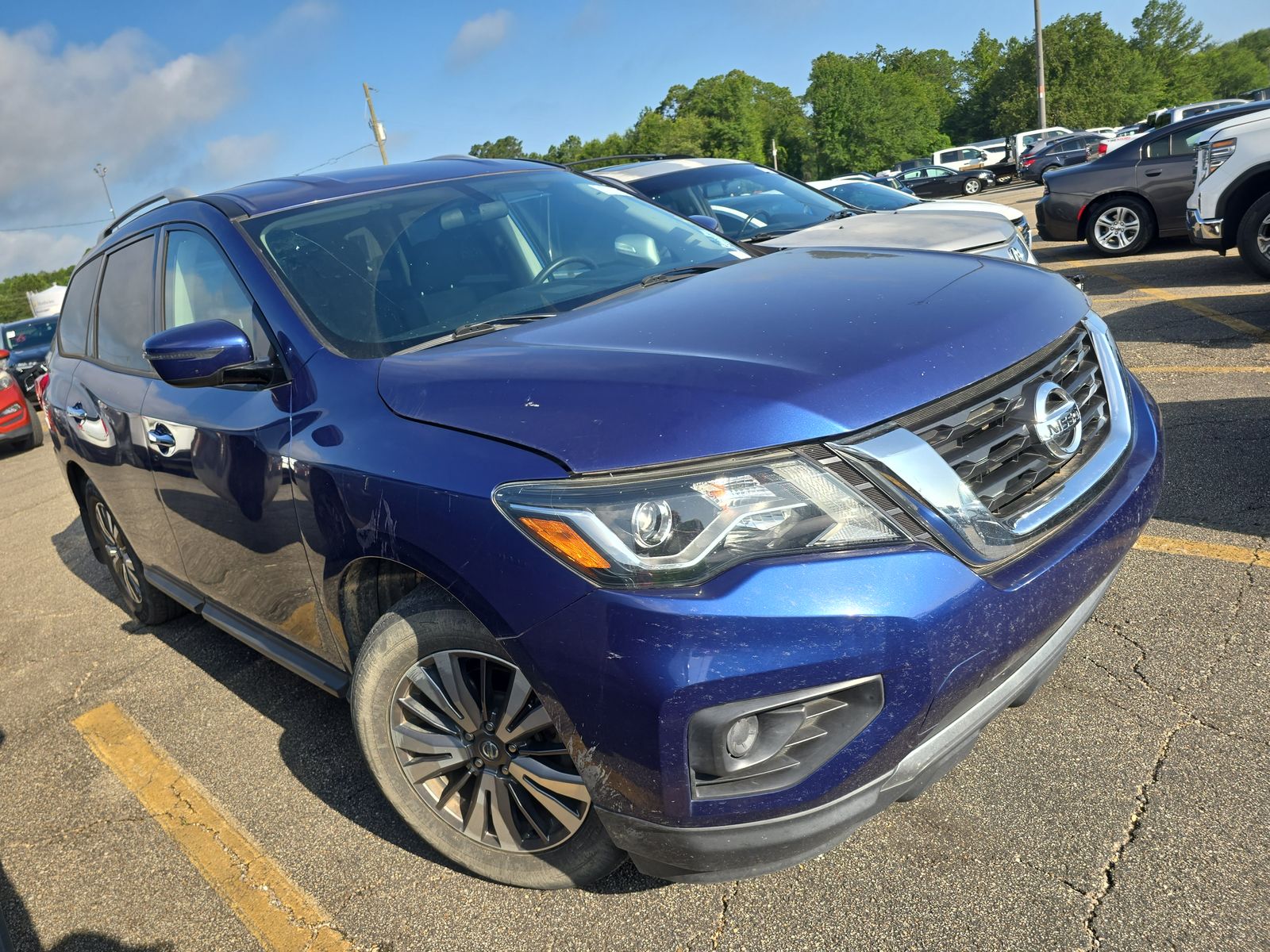2019 Nissan Pathfinder S FWD