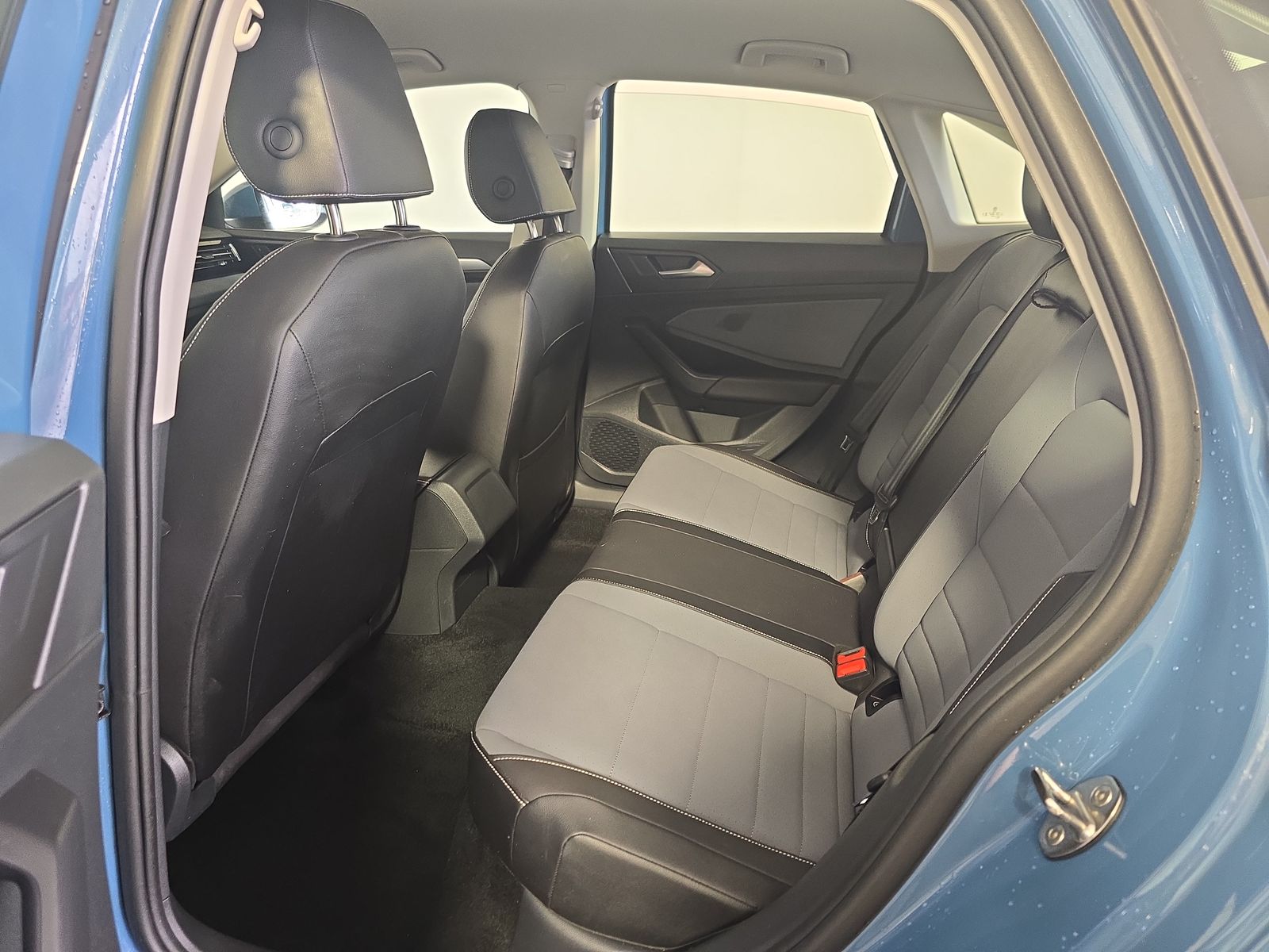 2025 Volkswagen Jetta 1.5T SE FWD