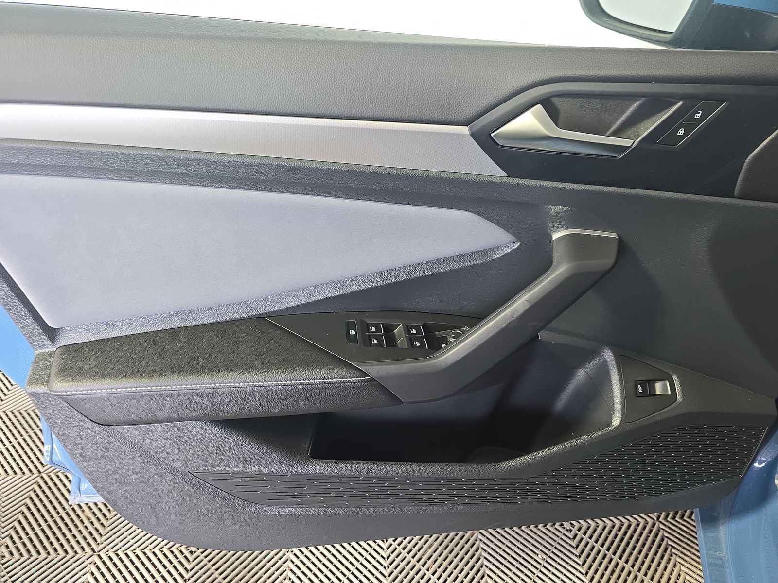 2025 Volkswagen Jetta 1.5T SE FWD