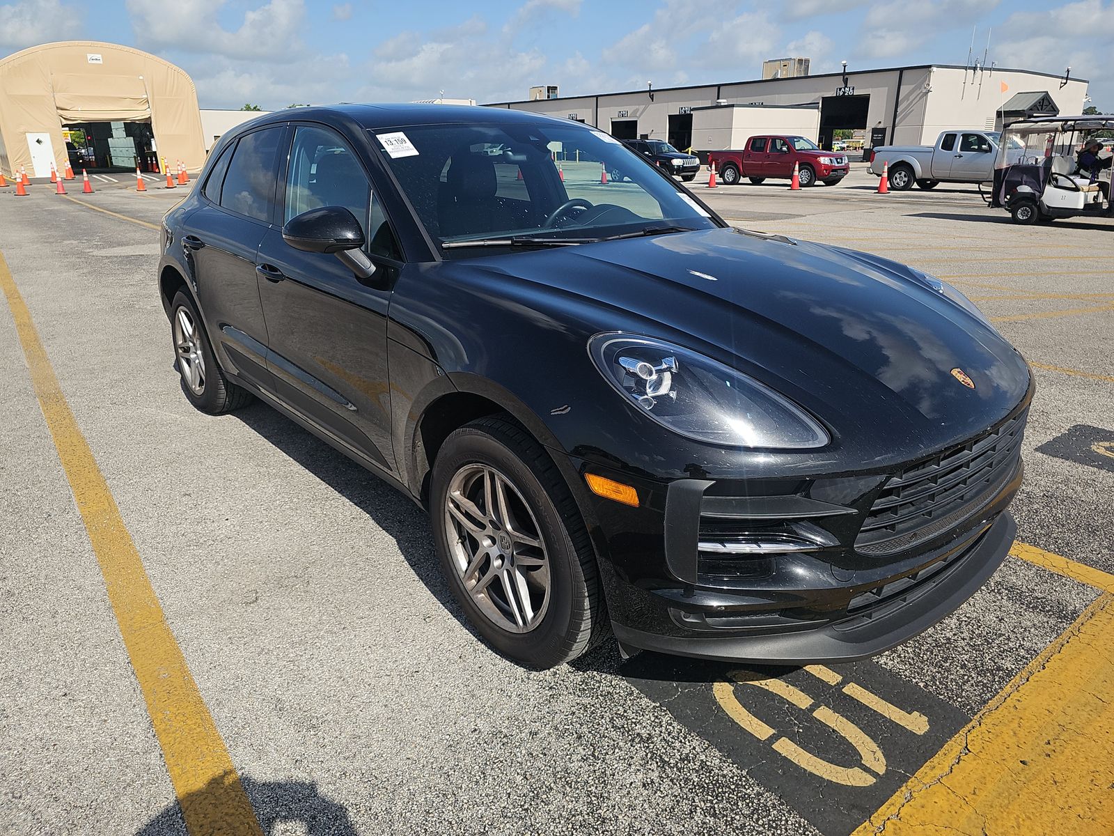 2021 Porsche Macan Base AWD