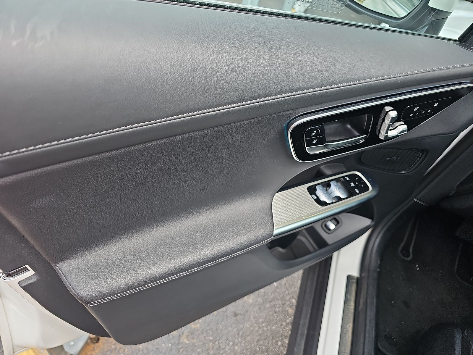 2024 Mercedes-Benz GLC GLC 300 RWD