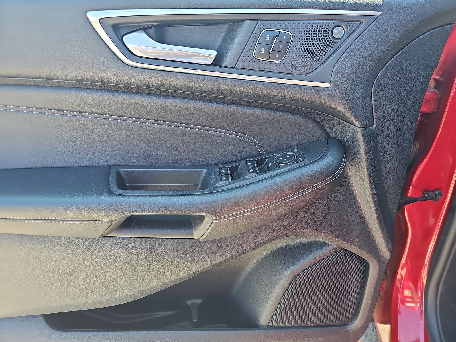2022 Ford Edge Titanium AWD