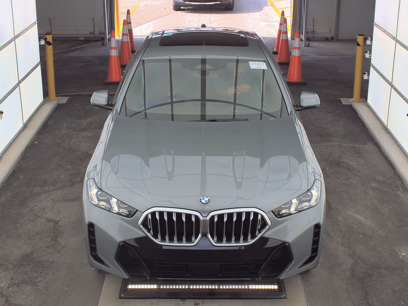 2024 BMW X6 xDrive40i AWD