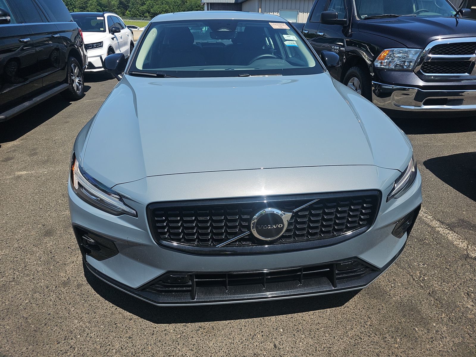 2024 Volvo S60 B5 Core FWD