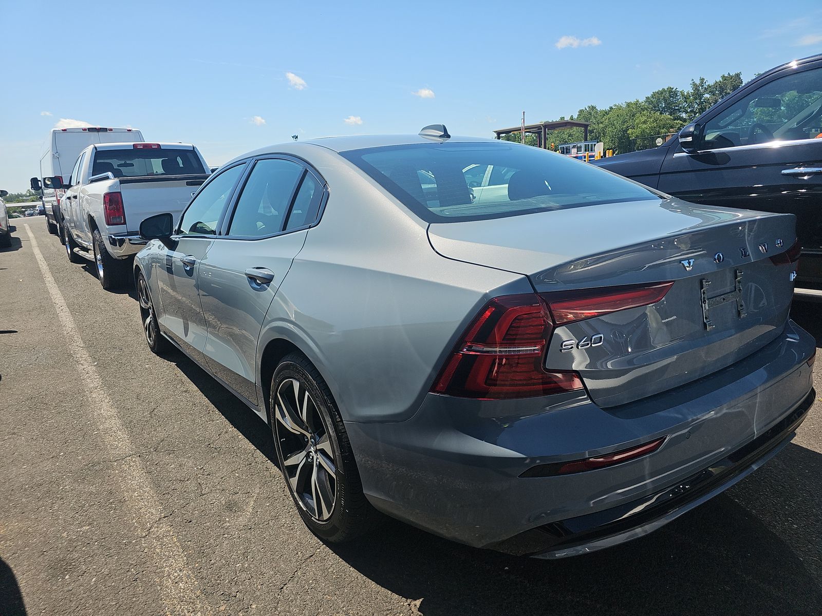 2024 Volvo S60 B5 Core FWD