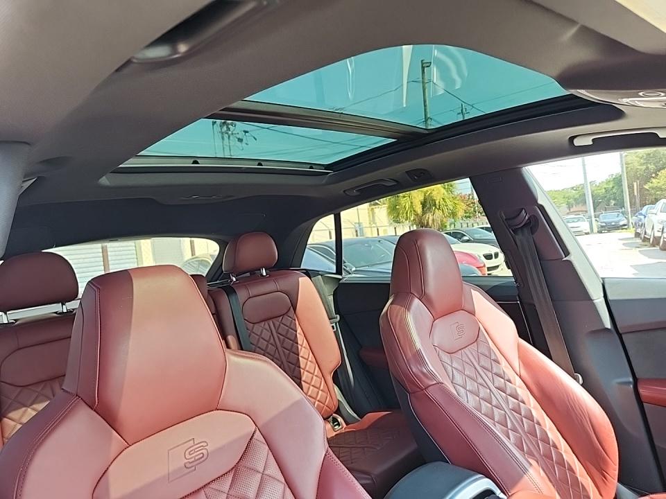 2022 Audi SQ8 Premium Plus AWD