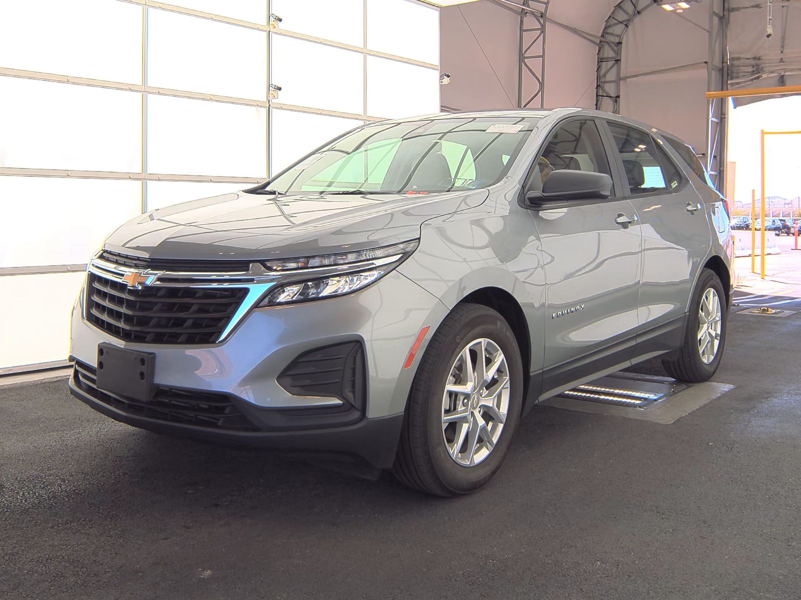 2023 Chevrolet Equinox LS FWD