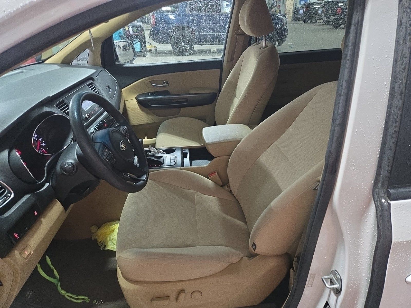 2018 Kia Sedona LX FWD