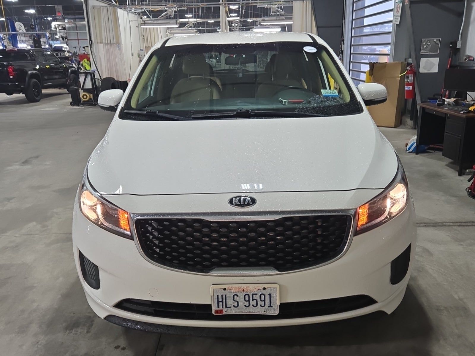 2018 Kia Sedona LX FWD