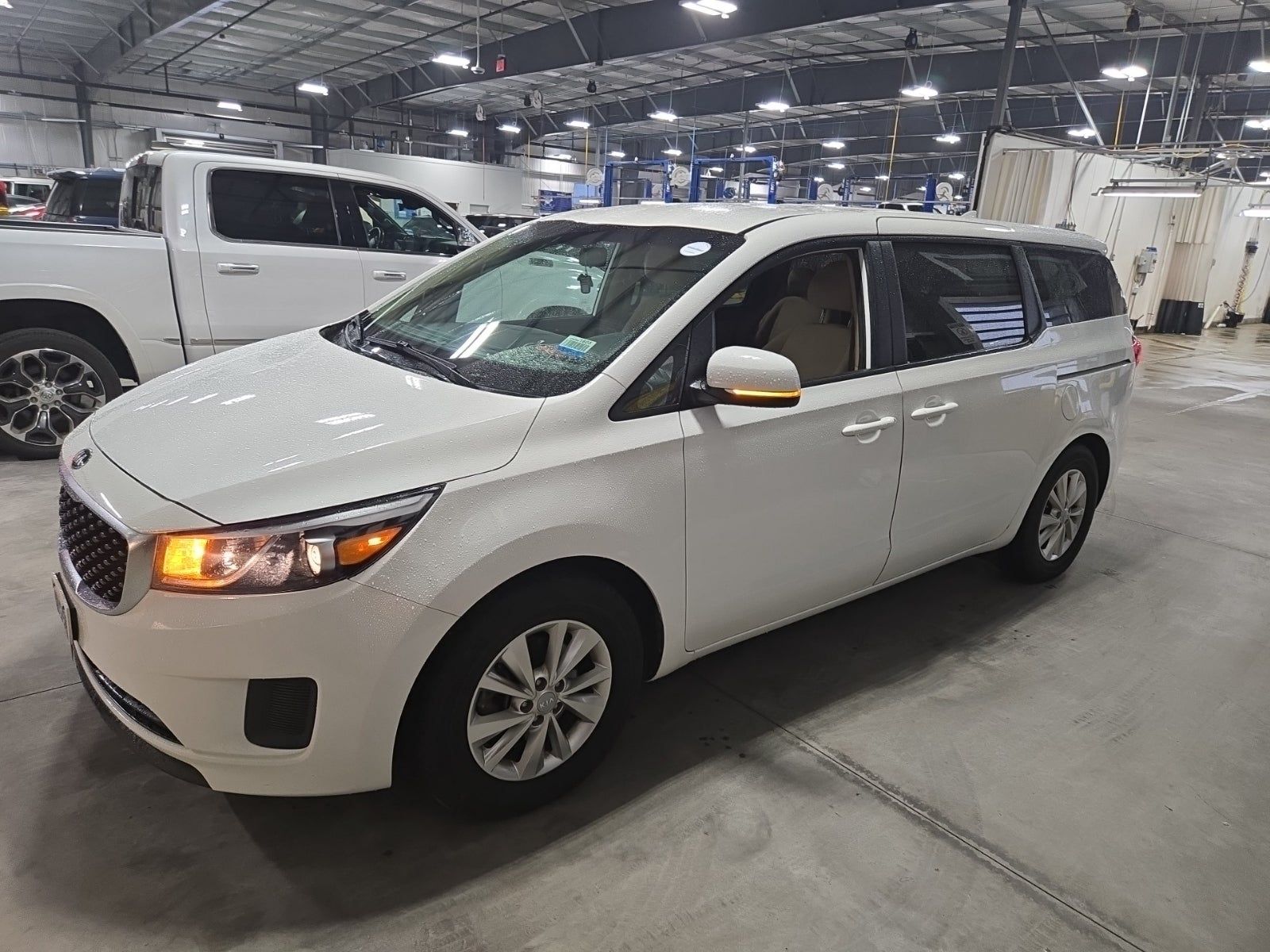2018 Kia Sedona LX FWD