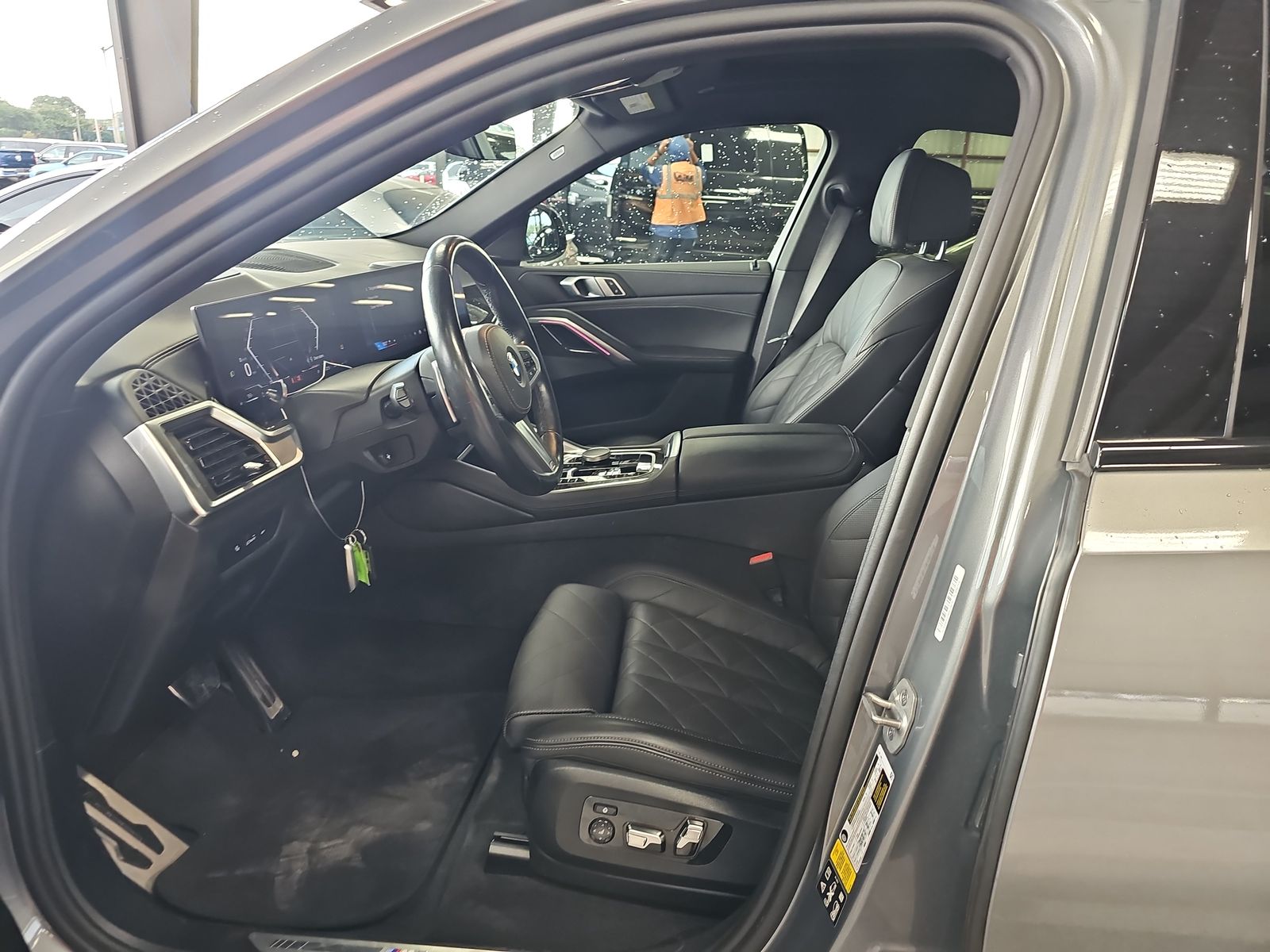 2024 BMW X6 xDrive40i AWD