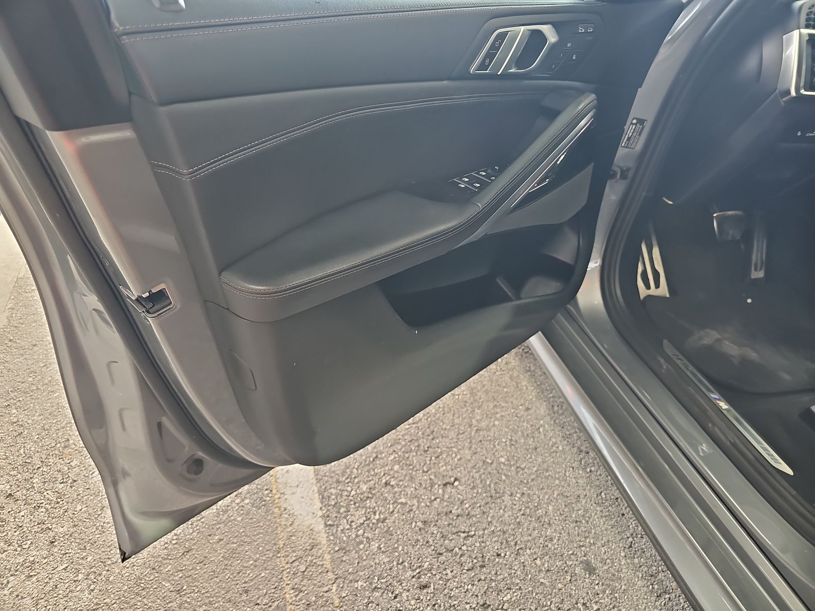 2024 BMW X6 xDrive40i AWD