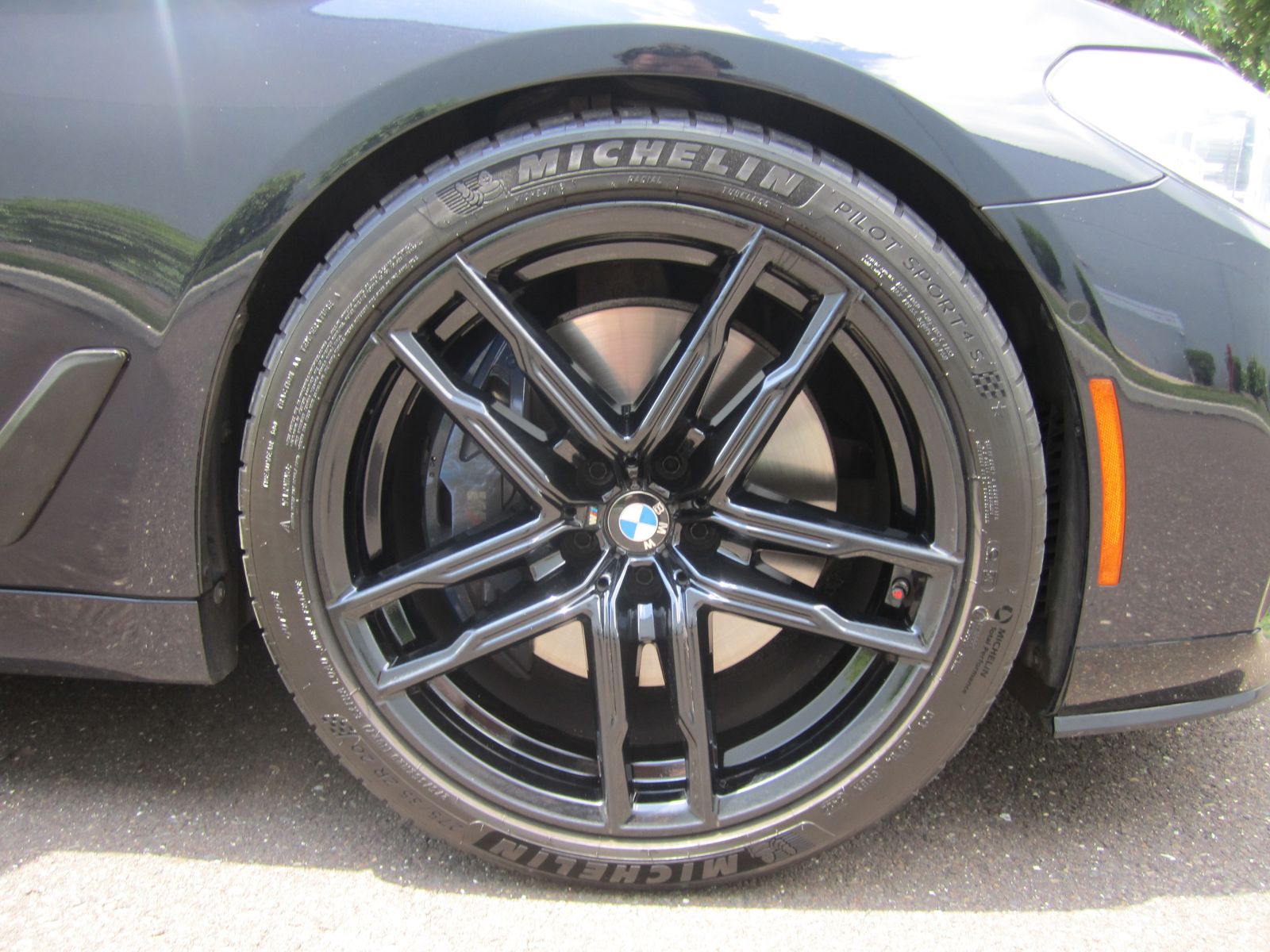 2020 BMW 5 Series M550i xDrive AWD