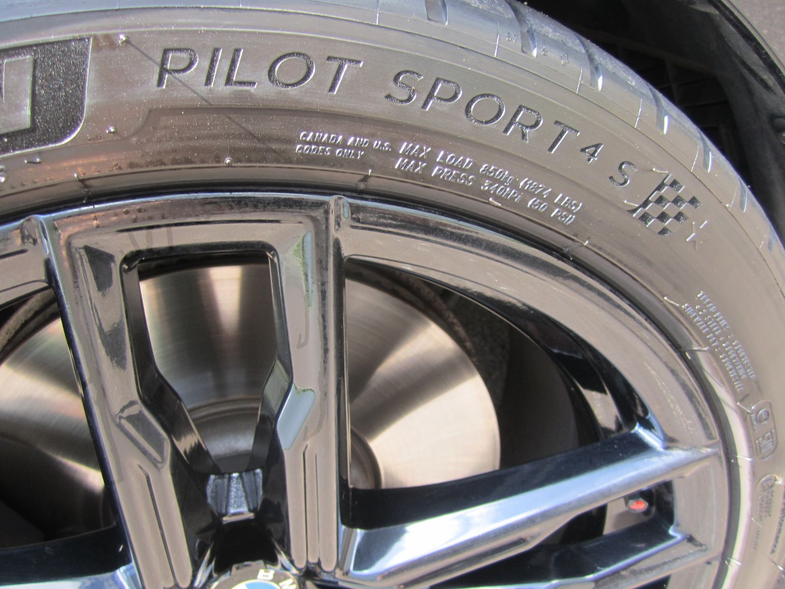 2020 BMW 5 Series M550i xDrive AWD