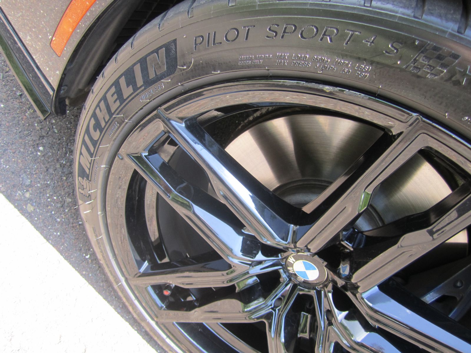 2020 BMW 5 Series M550i xDrive AWD