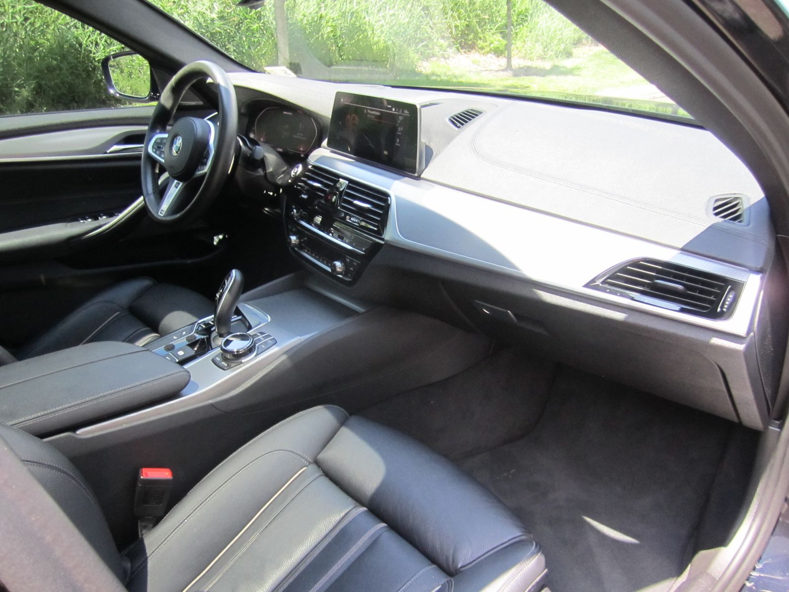 2020 BMW 5 Series M550i xDrive AWD