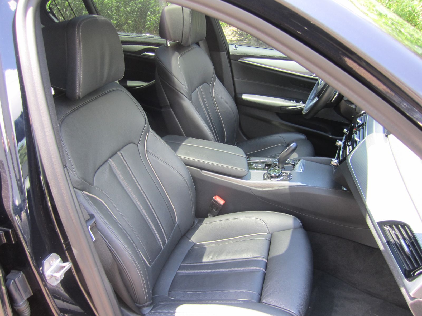 2020 BMW 5 Series M550i xDrive AWD