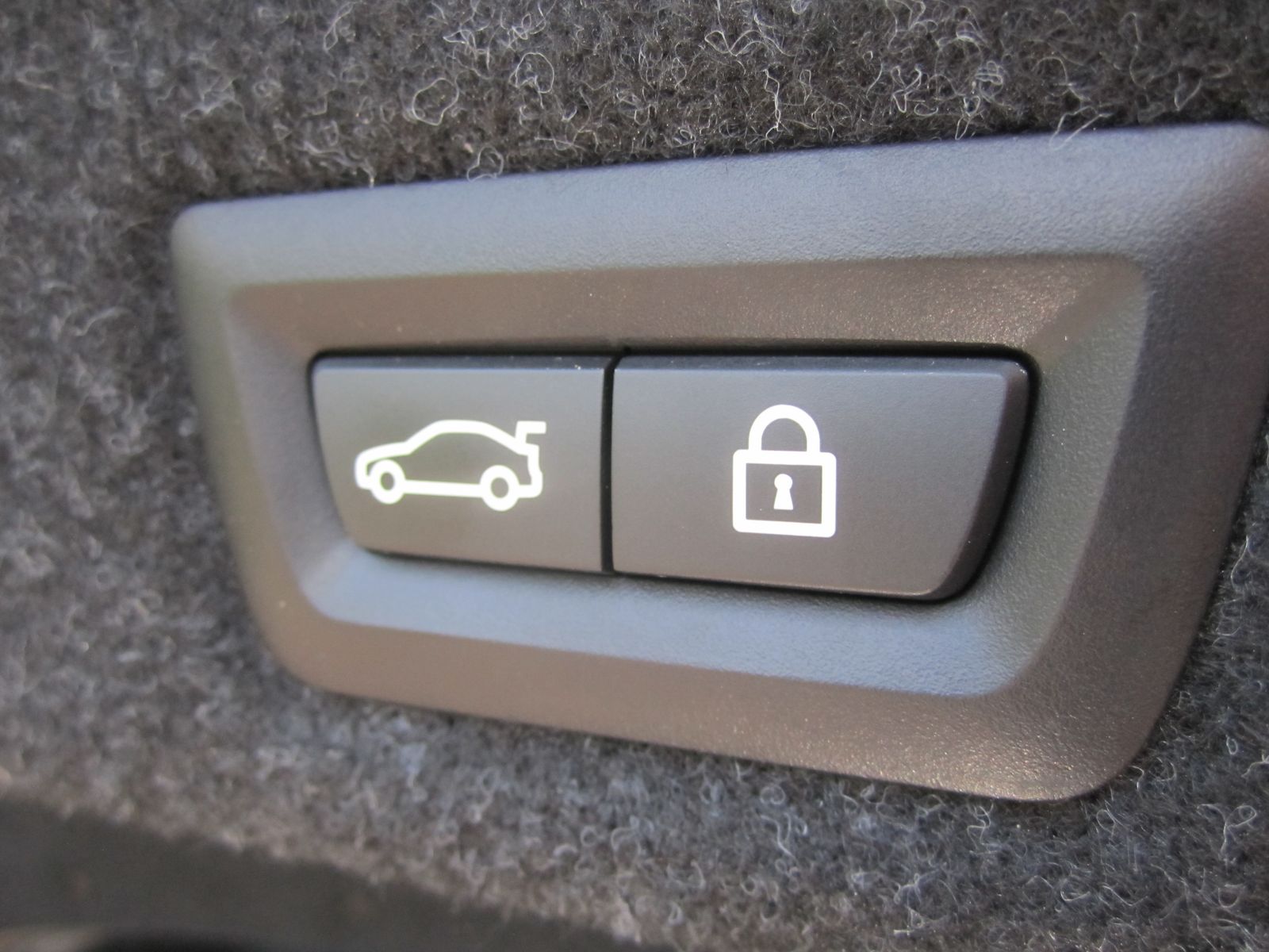 2020 BMW 5 Series M550i xDrive AWD