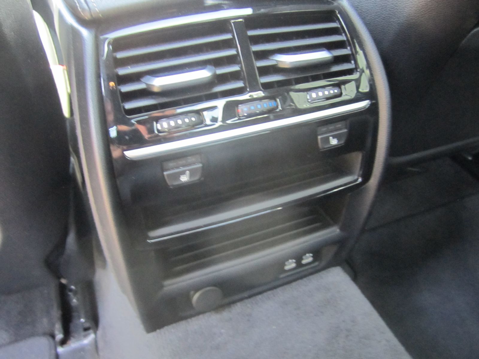 2020 BMW 5 Series M550i xDrive AWD