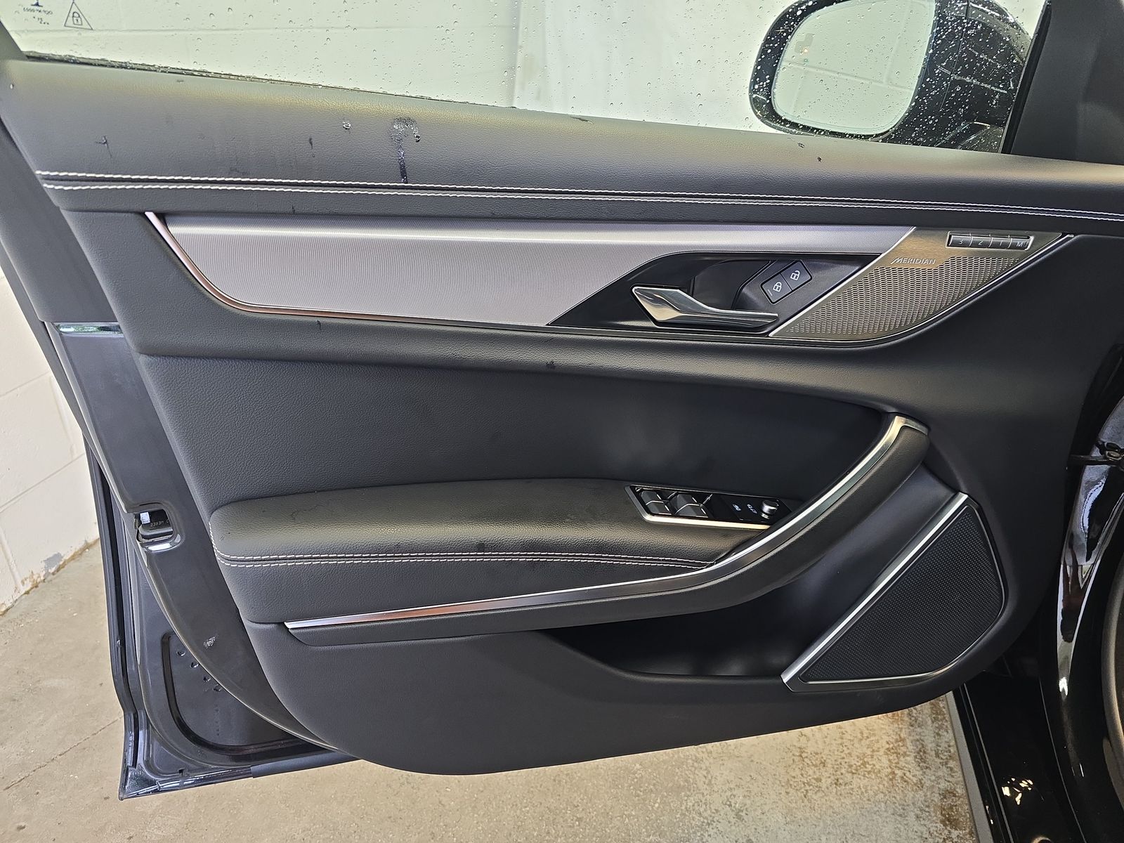 2024 Jaguar XF R-Dynamic SE AWD