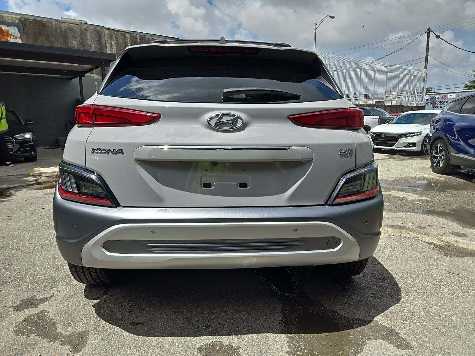 2022 Hyundai Kona Limited FWD