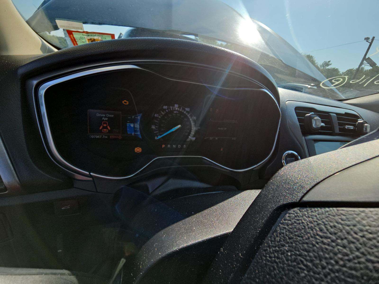 2018 Ford Fusion SE FWD