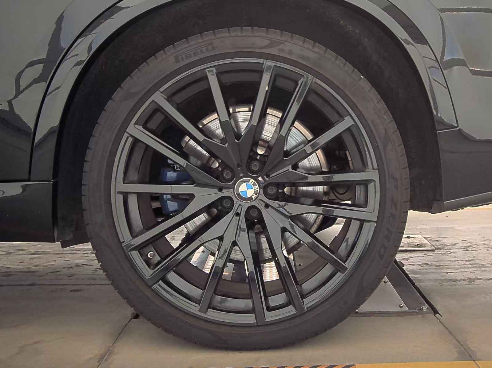 2021 BMW X5 M50i AWD