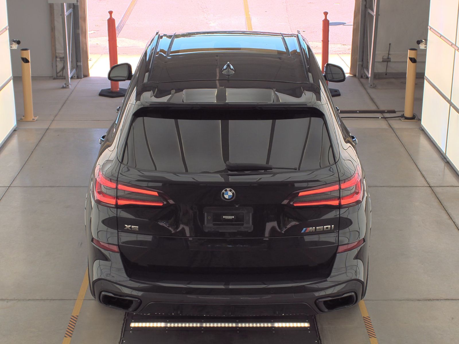 2021 BMW X5 M50i AWD