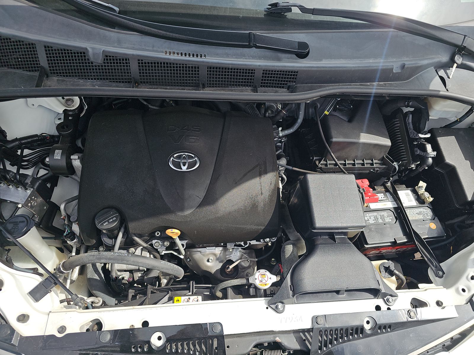 2020 Toyota Sienna SE FWD