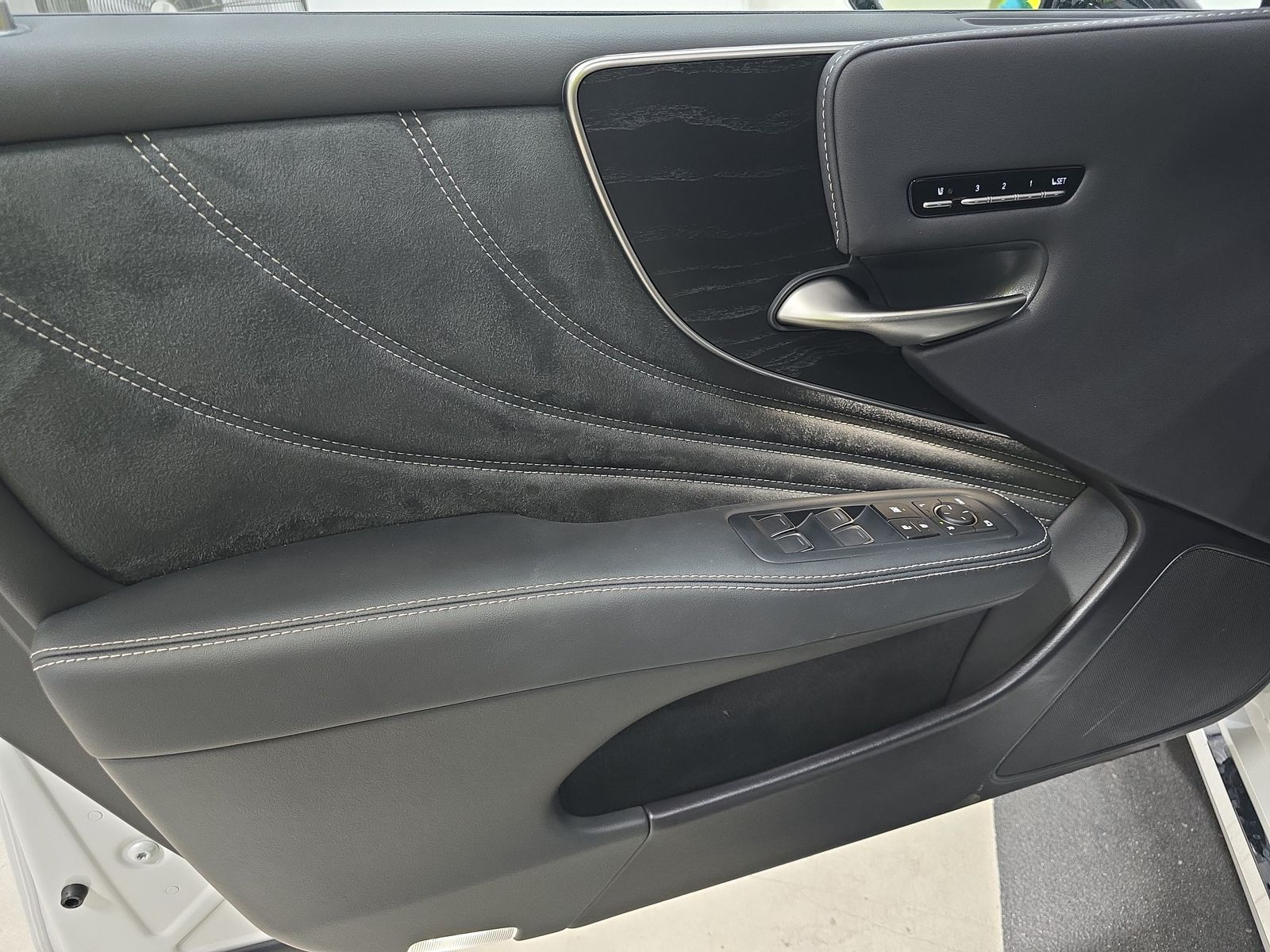 2024 Lexus LS LS 500 RWD