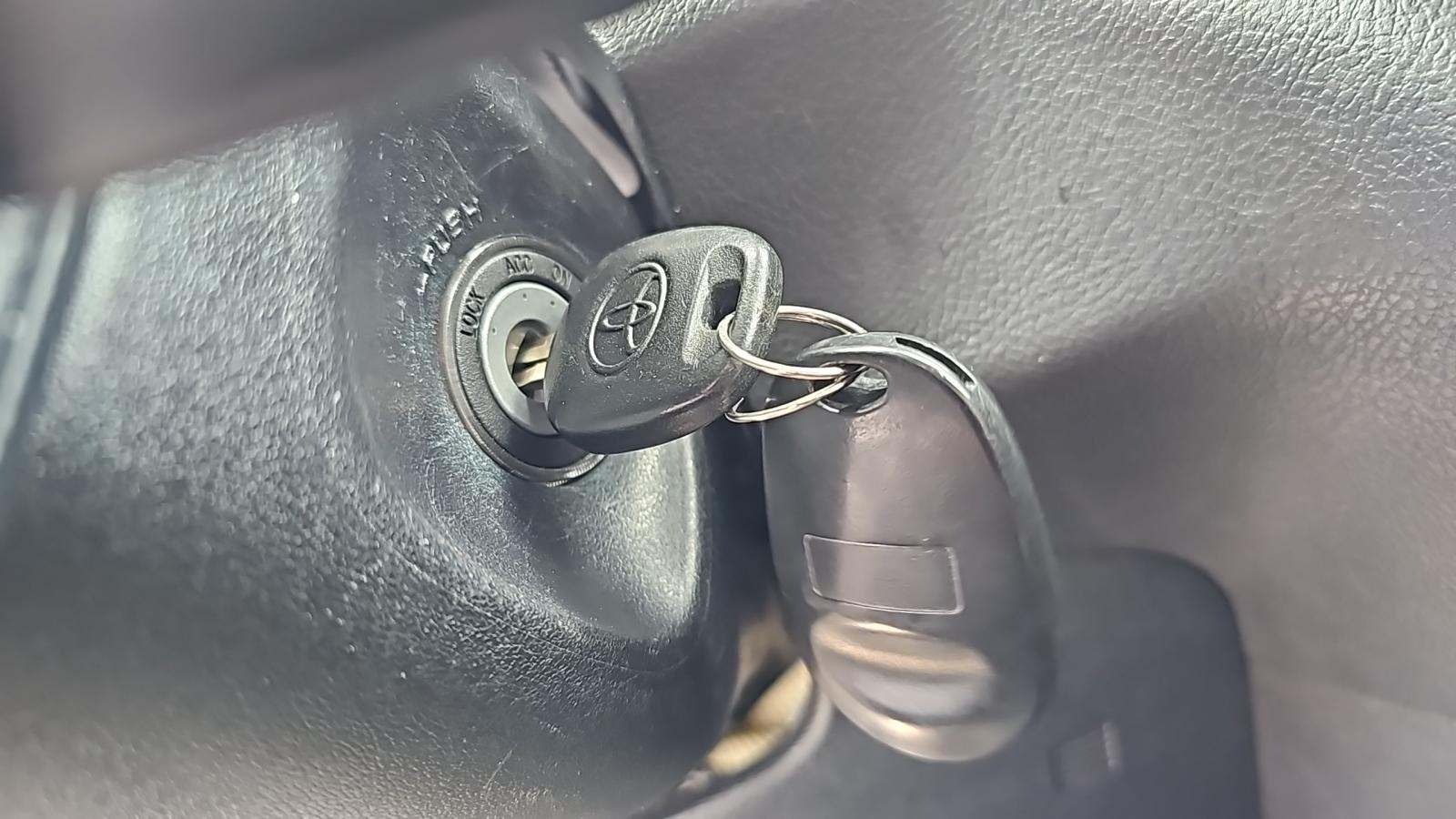 2020 Toyota Sienna SE FWD