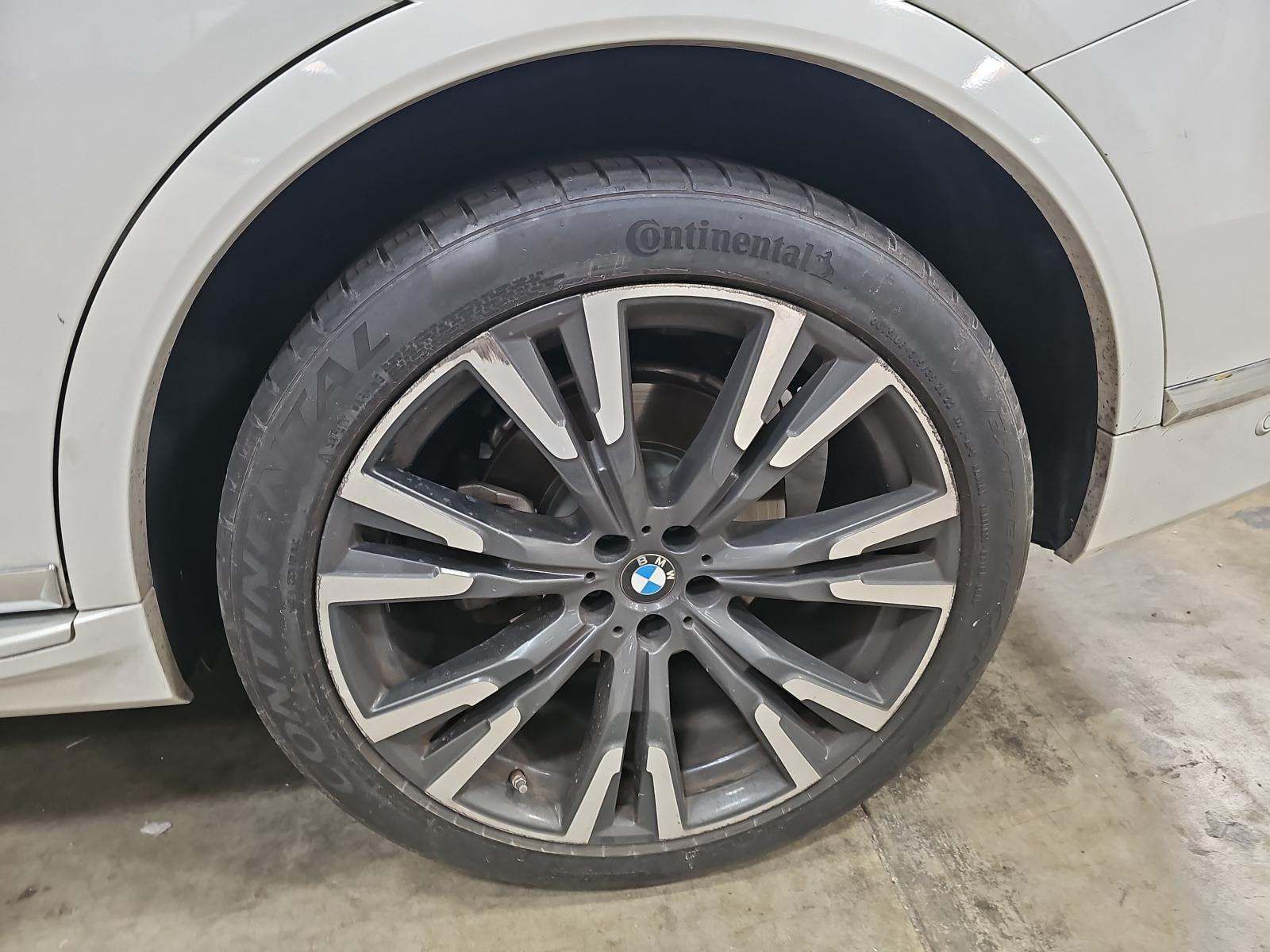 2020 BMW X7 xDrive40i AWD