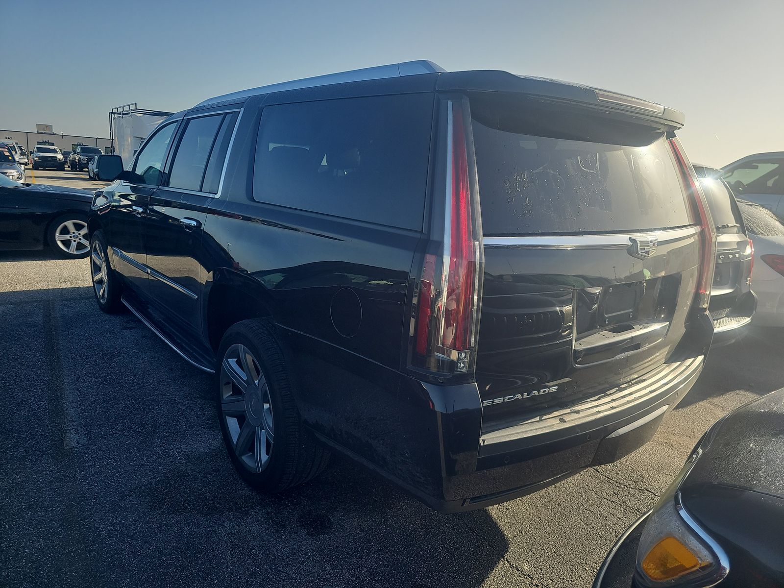 2020 Cadillac Escalade ESV Luxury RWD