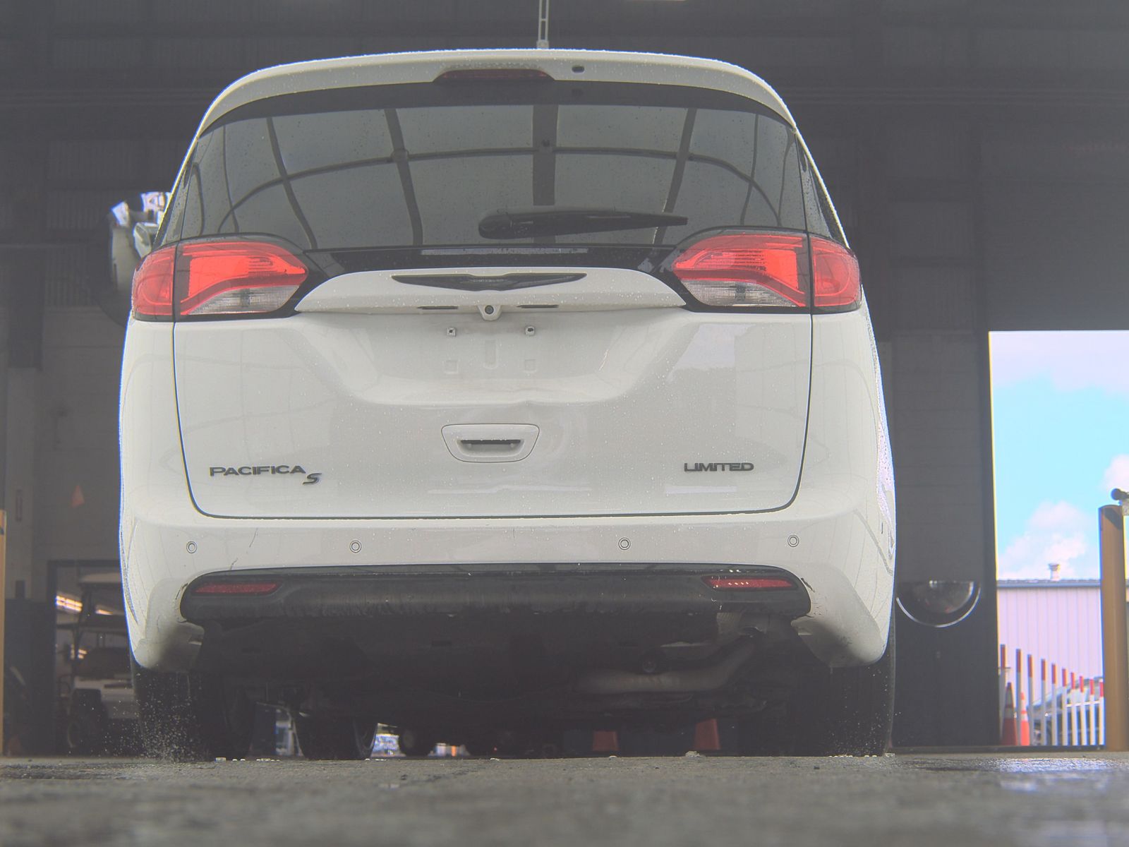 2019 Chrysler Pacifica Limited FWD