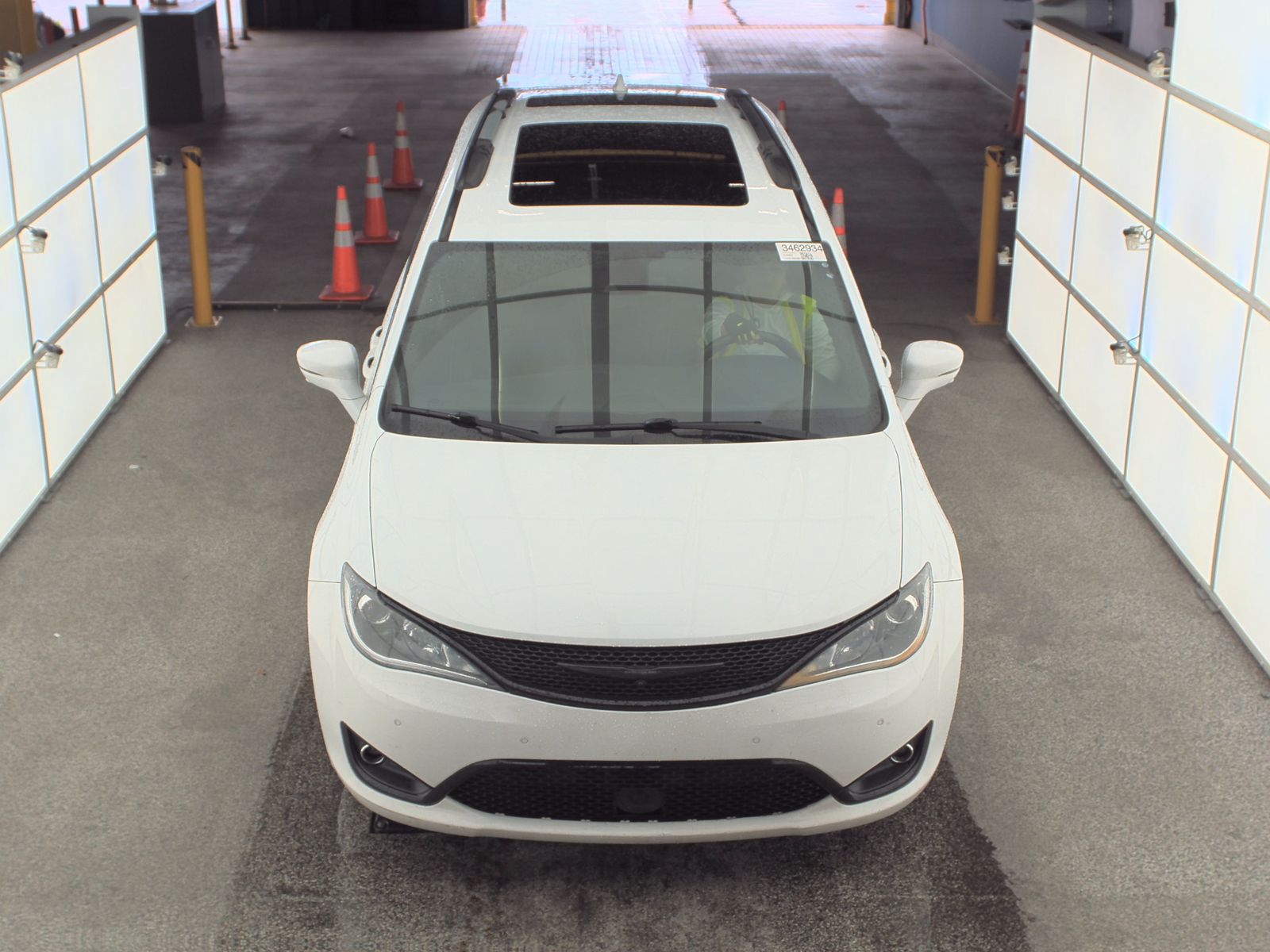 2019 Chrysler Pacifica Limited FWD