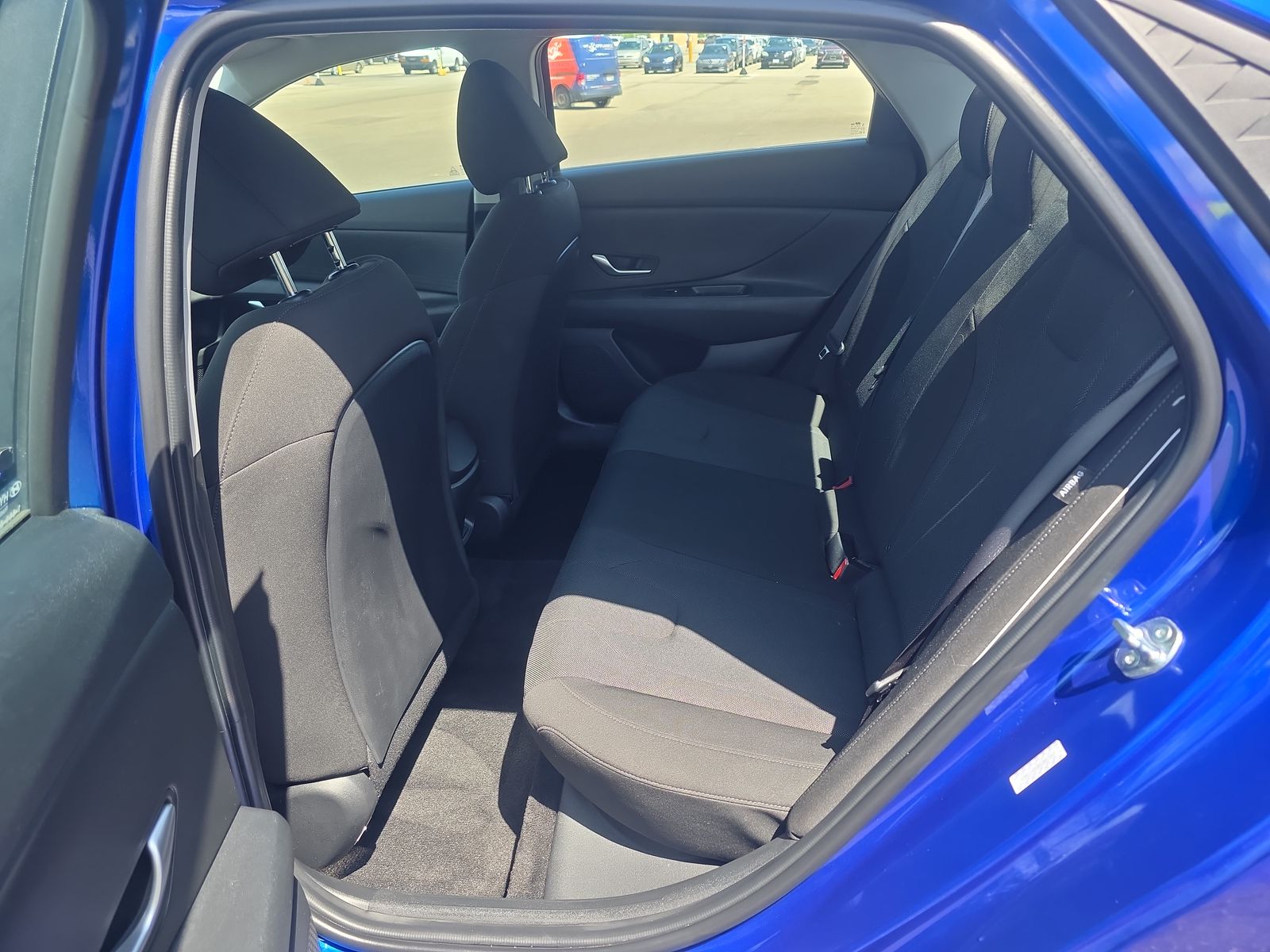 2025 Hyundai Elantra SE FWD
