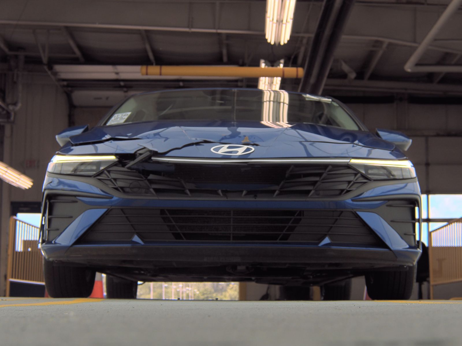 2025 Hyundai Elantra SE FWD