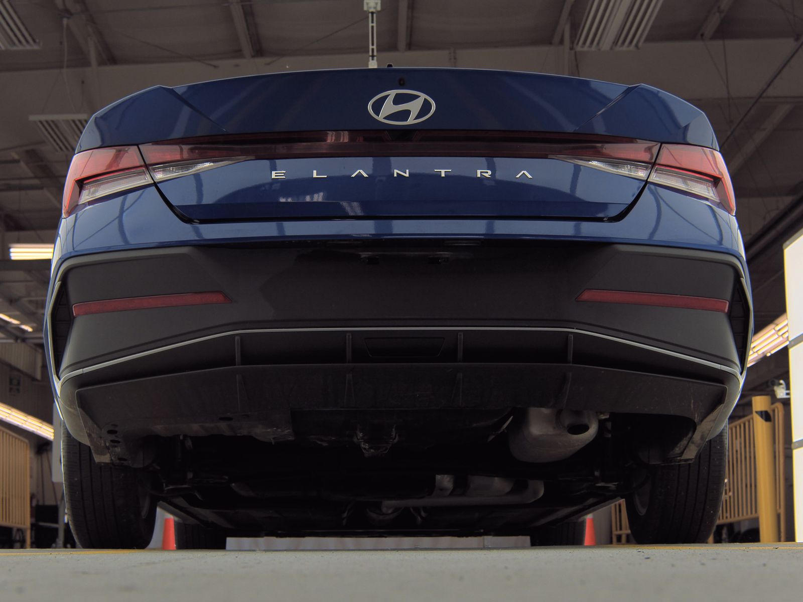 2025 Hyundai Elantra SE FWD
