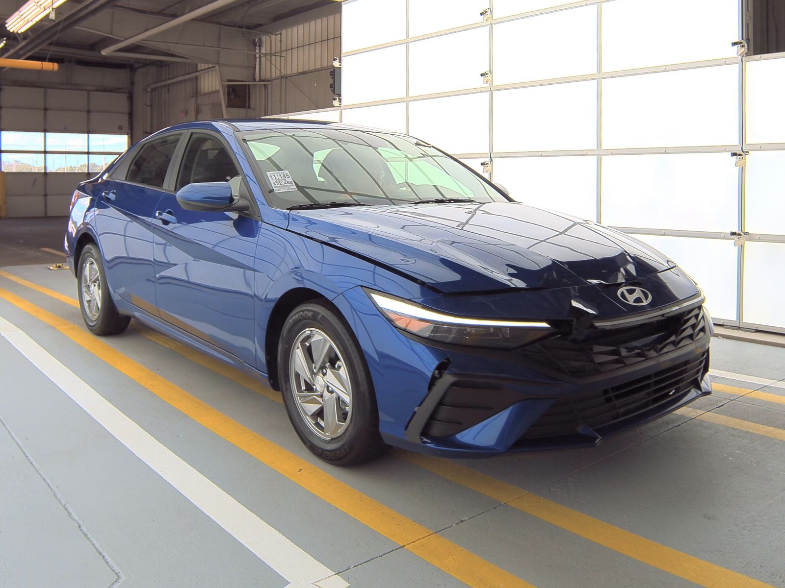 2025 Hyundai Elantra SE FWD