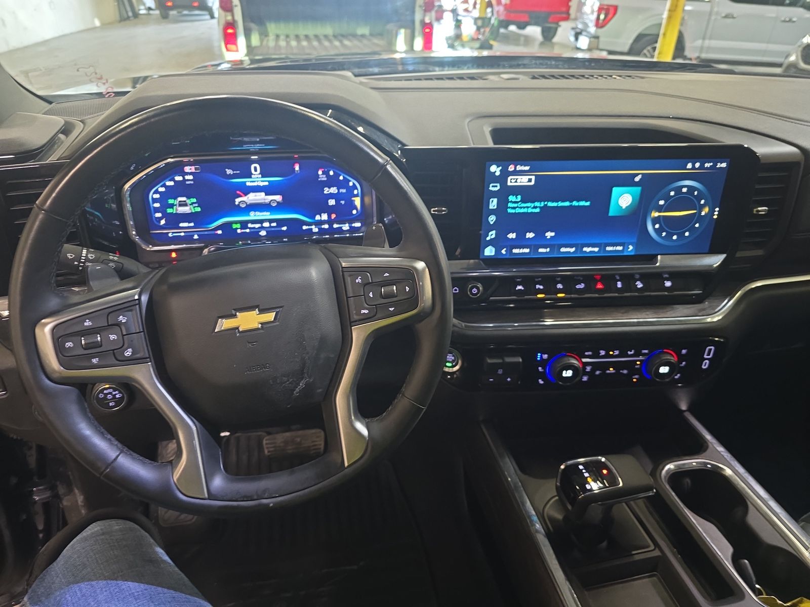 2024 Chevrolet Silverado 1500 LTZ AWD