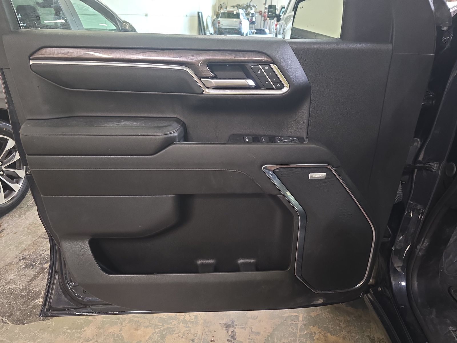 2024 Chevrolet Silverado 1500 LTZ AWD