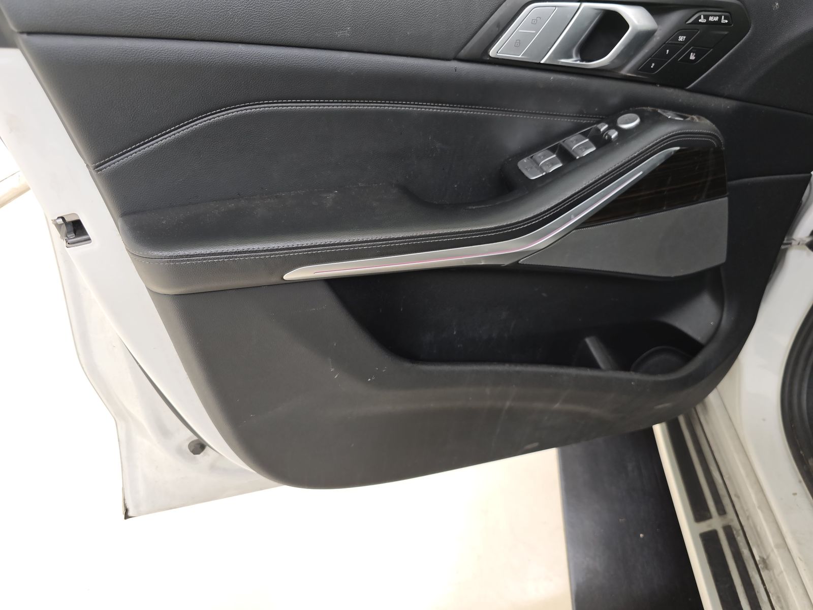 2020 BMW X7 xDrive40i AWD