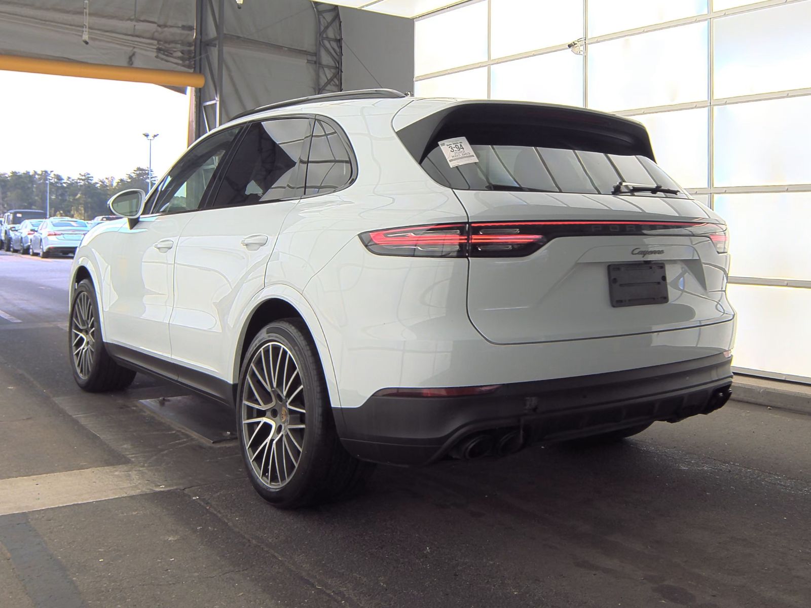 2022 Porsche Cayenne Platinum Edition AWD