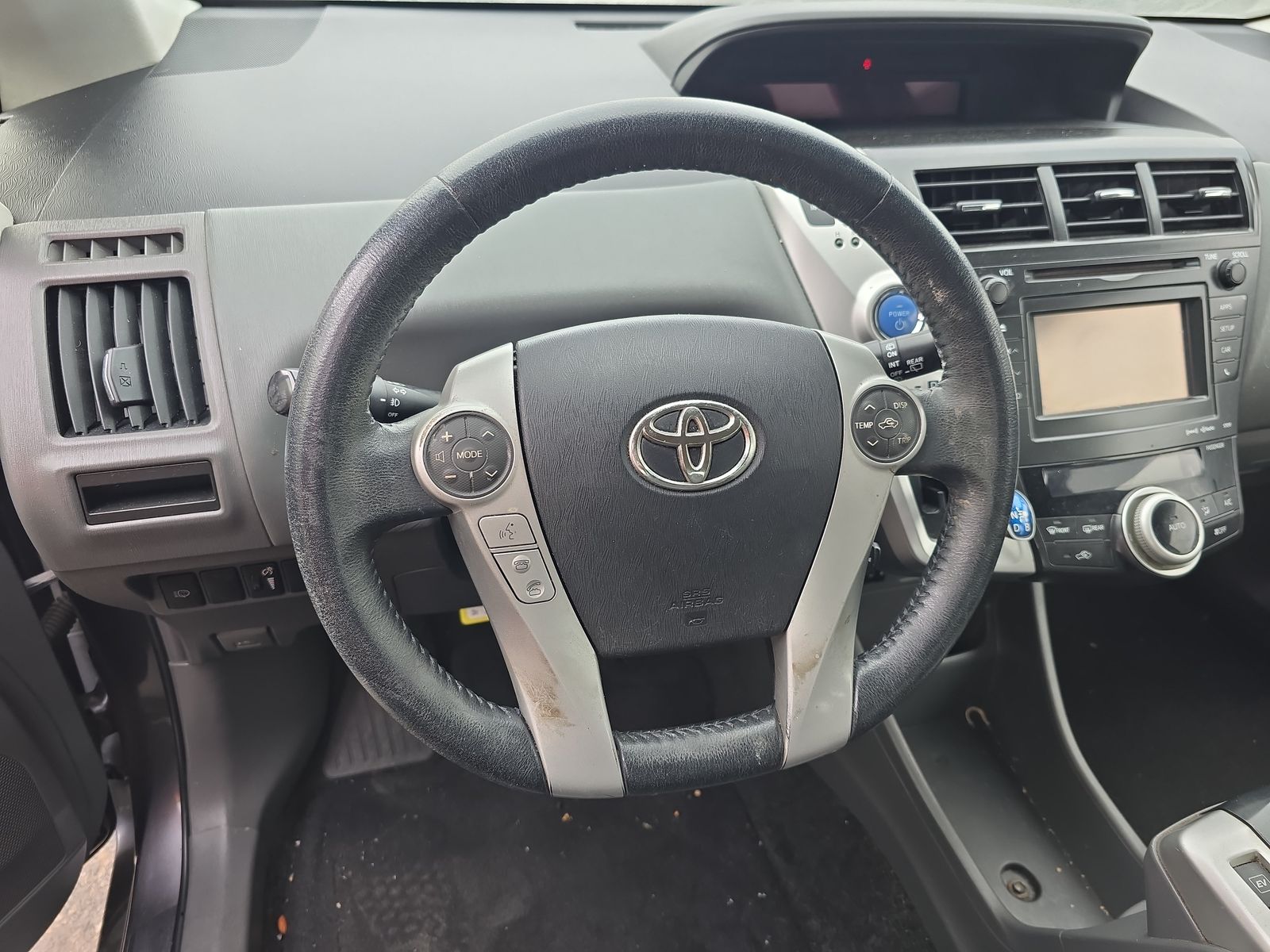 2013 Toyota Prius v Five FWD