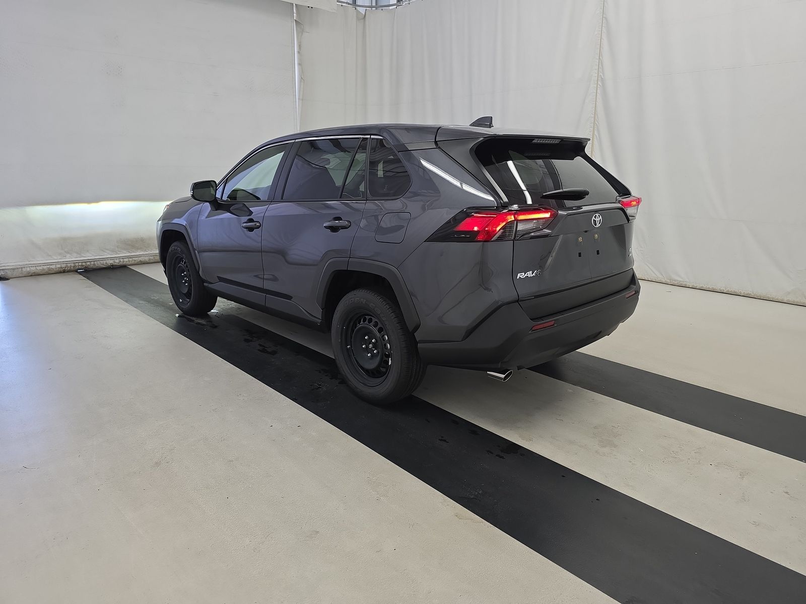 2025 Toyota RAV4 LE AWD