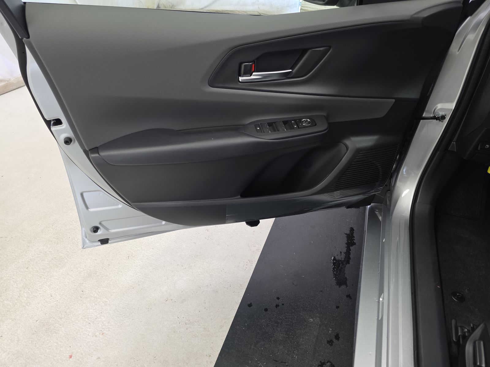 2025 Toyota Prius XLE AWD