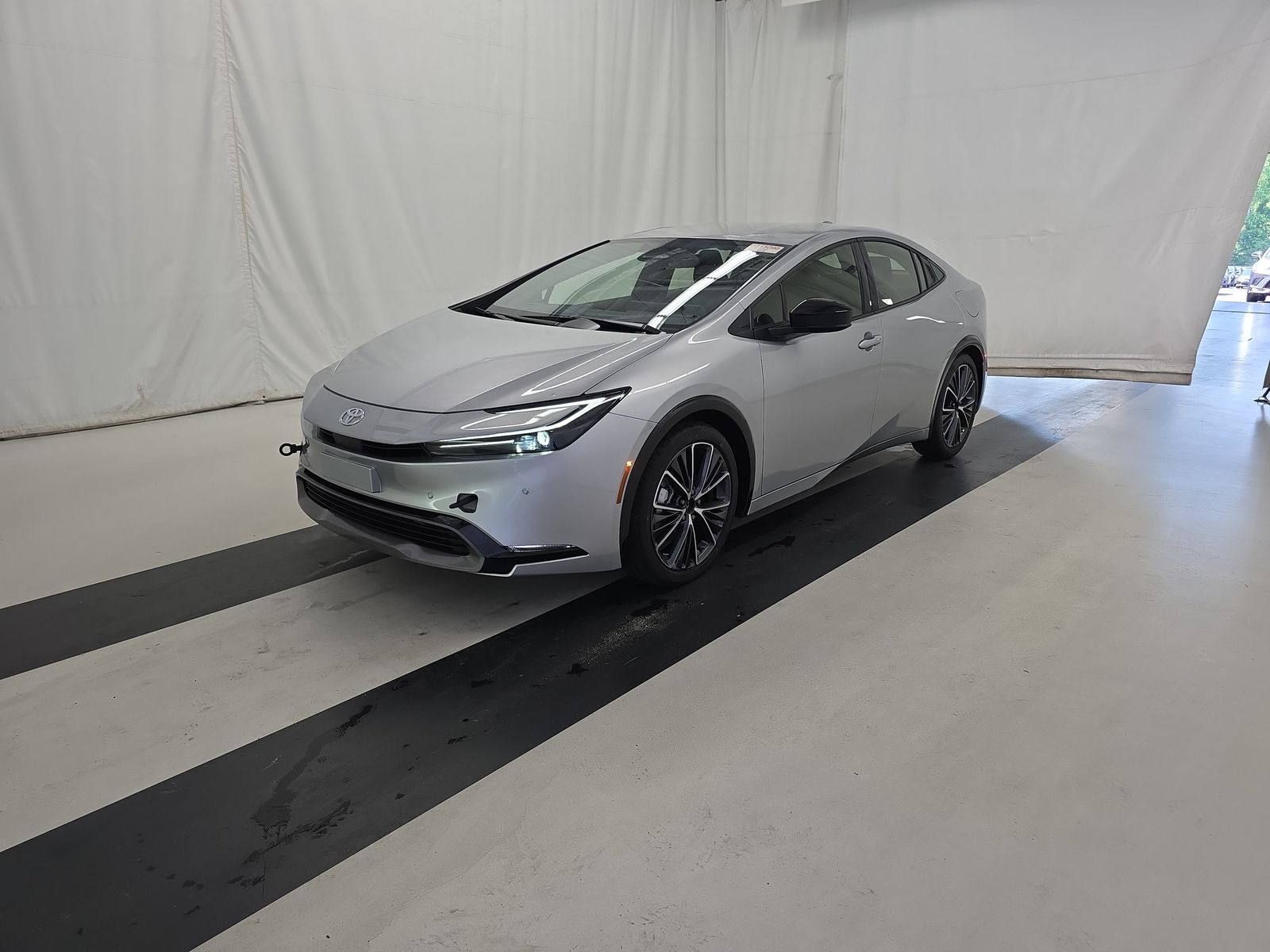 2025 Toyota Prius XLE AWD