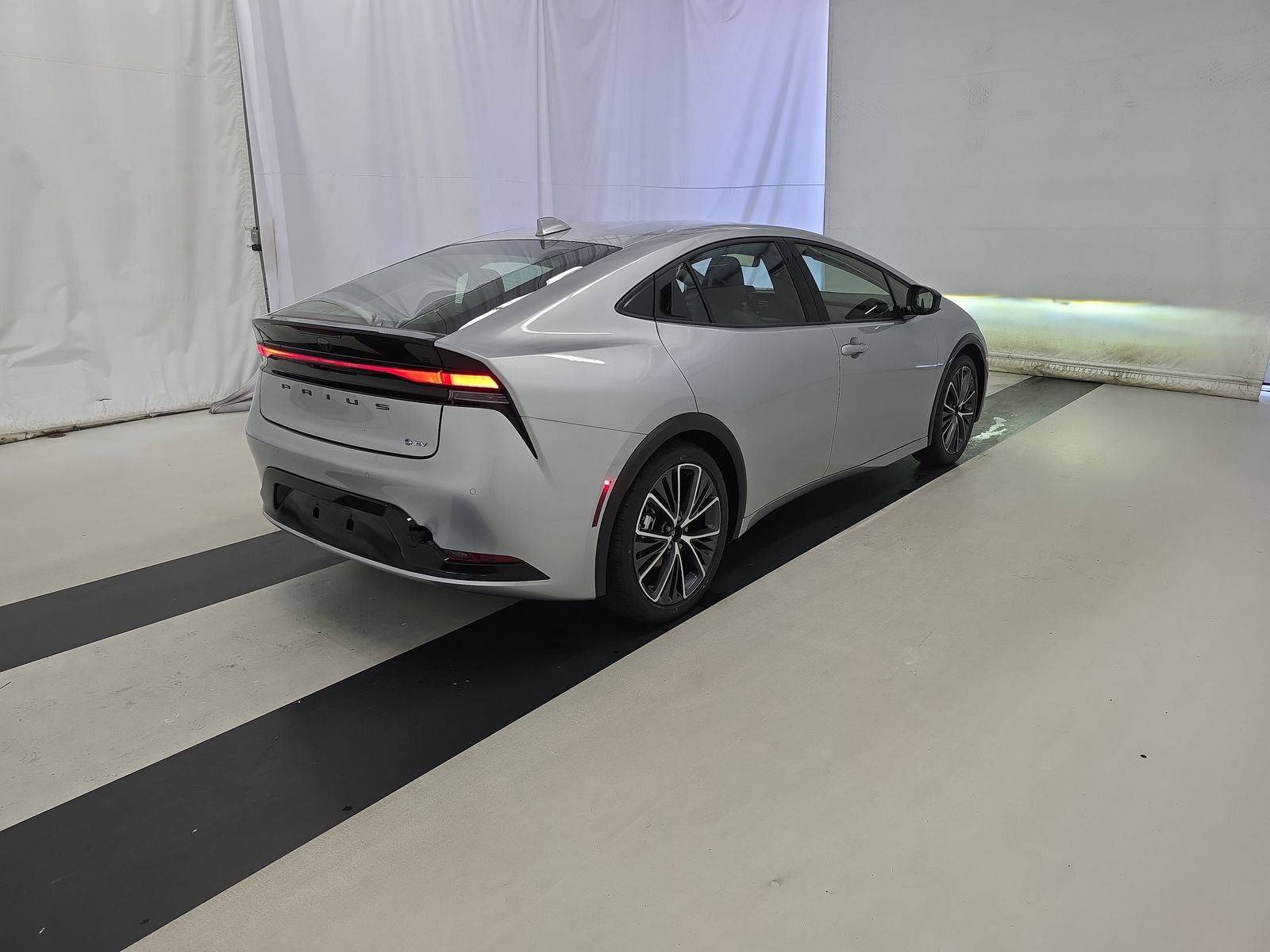 2025 Toyota Prius XLE AWD