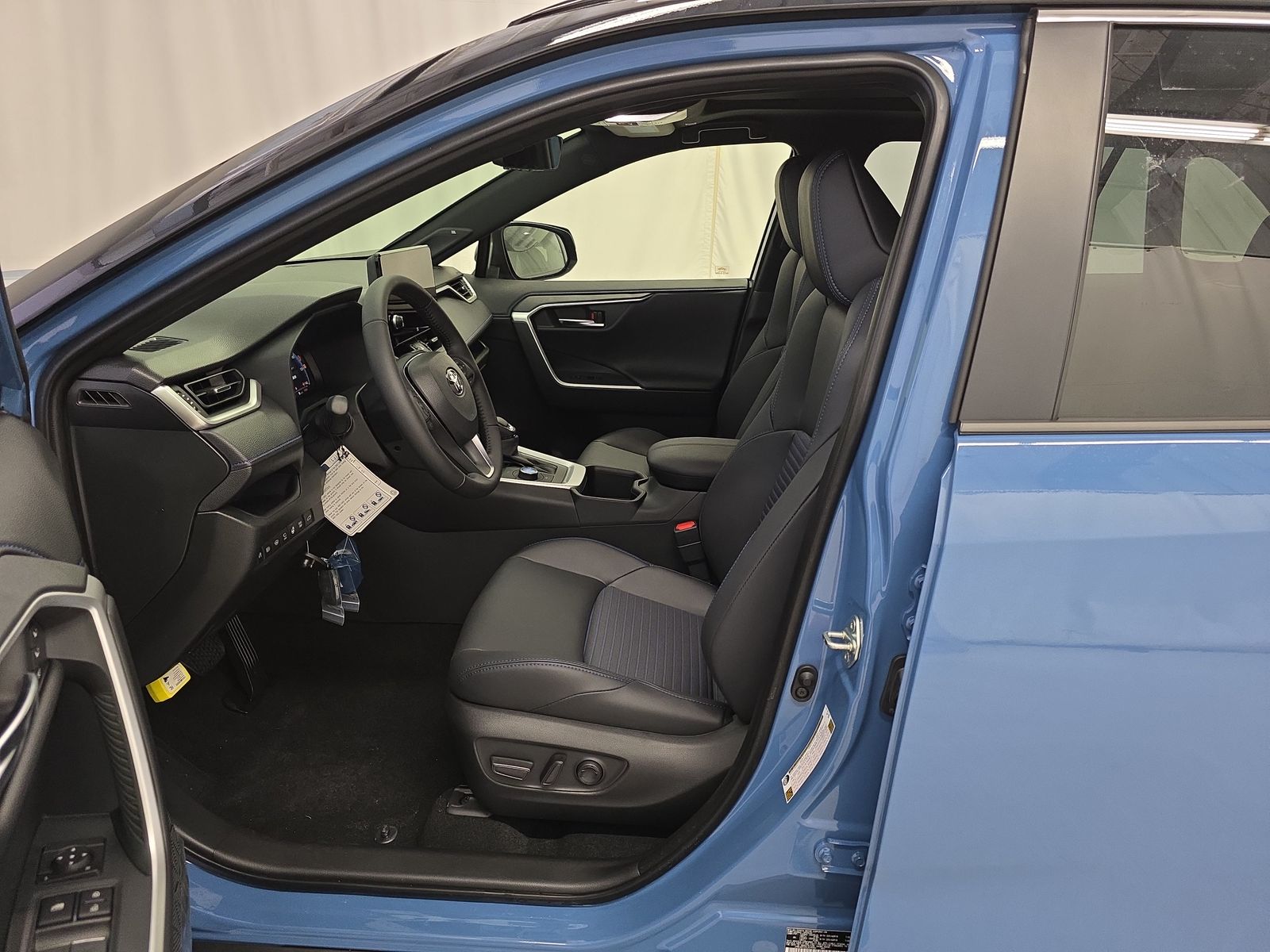 2025 Toyota RAV4 Hybrid XSE AWD